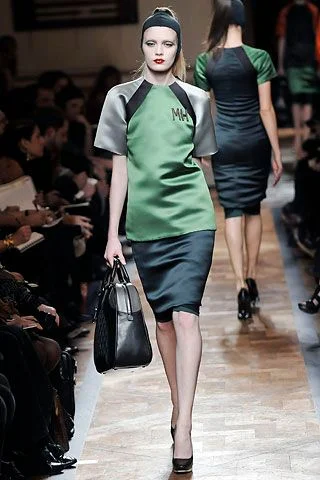 Look 19